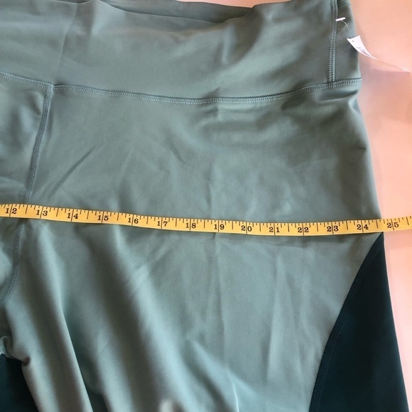 Old Navy High-Waisted PowerSoft ColorBlock 7/8 Compression Leggings Plus Size 4X - Picture 16 of 16